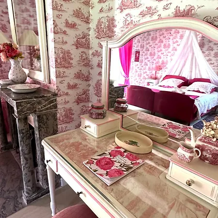 Chambre- La Charmille Bed and breakfast Ermenonville