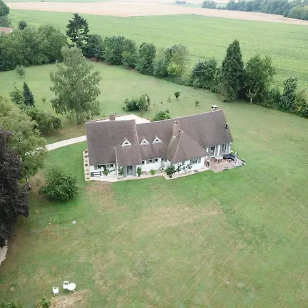 Bed and breakfast Chambre- La Charmille Ermenonville